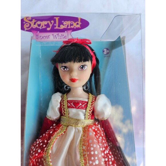 7" Madame Alexander Story Land Travel Friends Snow White Jointed Doll NEW in Box - Picture 2 of 7